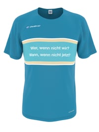 Ein blau-weißes Laufshirt mit dem Text 'Wer, wenn nicht wir? Wann, wenn nicht jetzt?' von der Marke owayo.