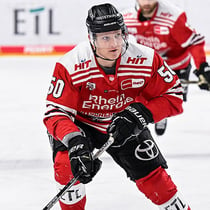 Jugador de hockey hielo con una camiseta diseñada por owayo