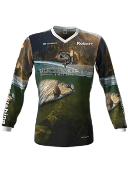 Una camiseta larga con mangas personalizada de owayo con un diseño de pescado y el texto 'Blues Anglers', además del nombre 'Robert'.