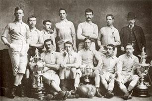 De geschiedenis van het voetbal in één oogopslag