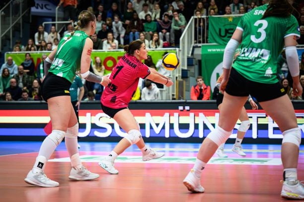 The Libero’s Dilemma: