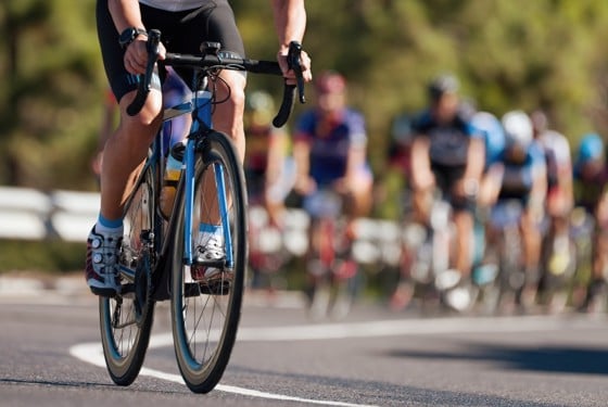 Radfahrer bei Triathlon