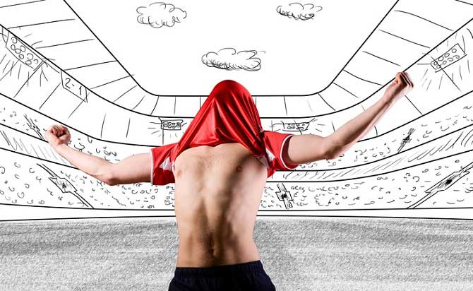 그림으로 그려진 경기장 위에서 골 세레머니를 펼치며 유니폼을 머리 위로 올린 축구 선수