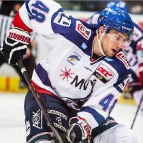 Ice hockey player in customised ice hockey jersey from owayo