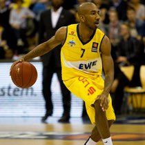 Basketball player in customized basketball jersey from owayo